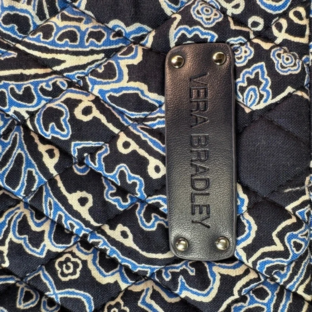 Vera Bradley Quilted Cotton Cosmetic Bag Navy Blue Paisley Travel Toiletry Case